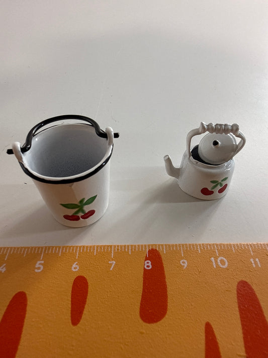 Lily minis-dollhouse Cherry bucket and cherry kettle