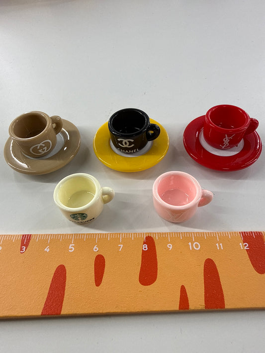 Lily minis-dollhouse Trays and cups 1psc Random styles
