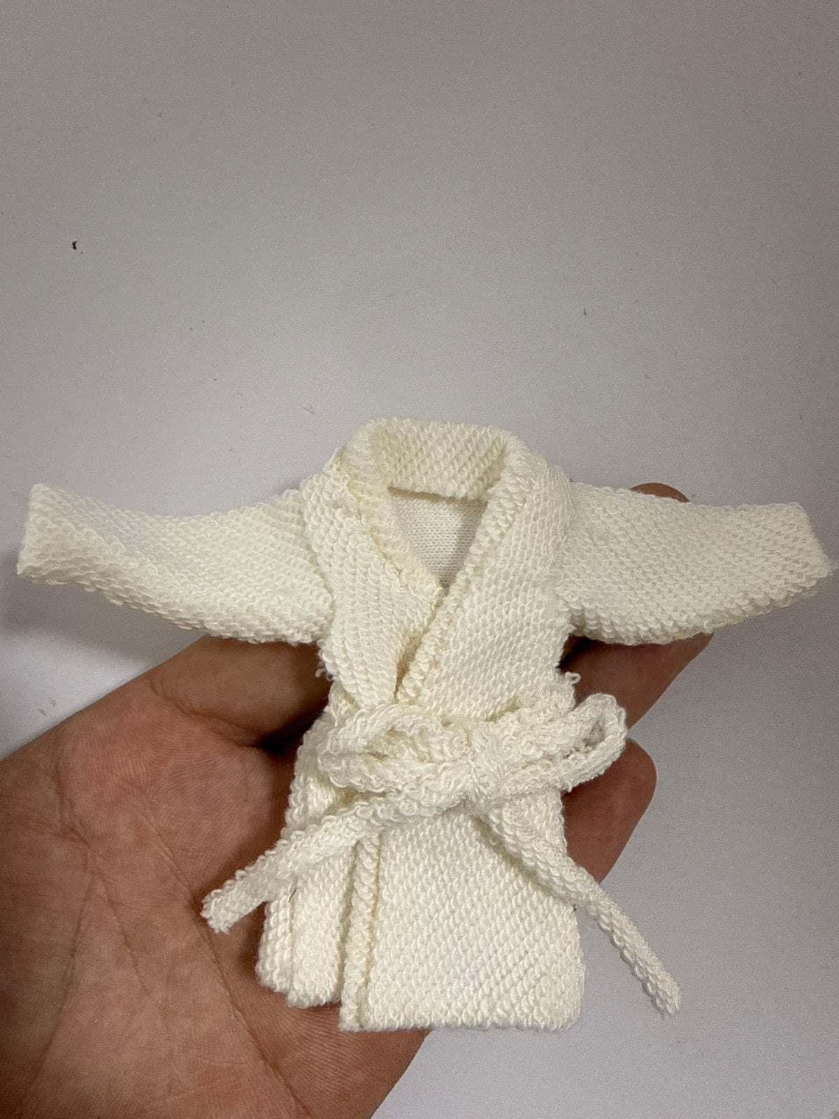 Lily minis-dollhouse Bathrobe