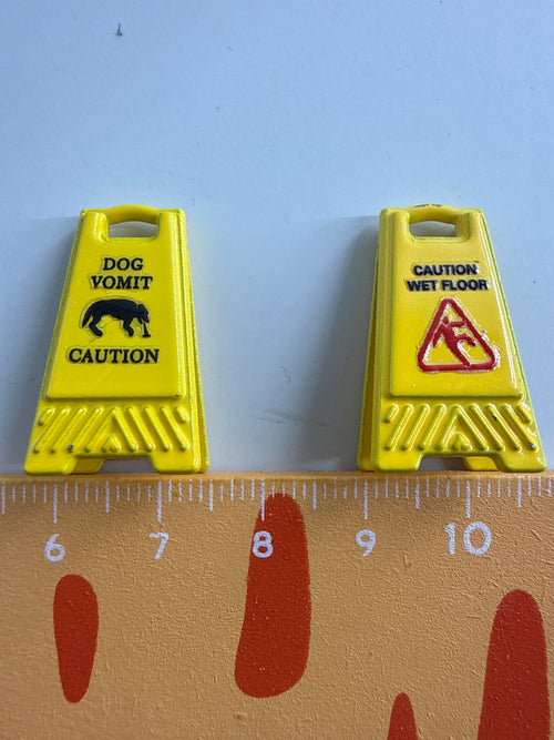 Lily minis-dollhouse Signboard
