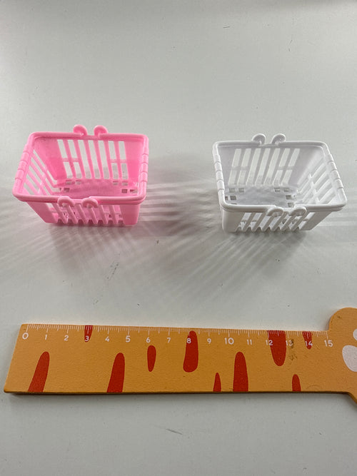 Lily minis-dollhouse Mini shopping basket