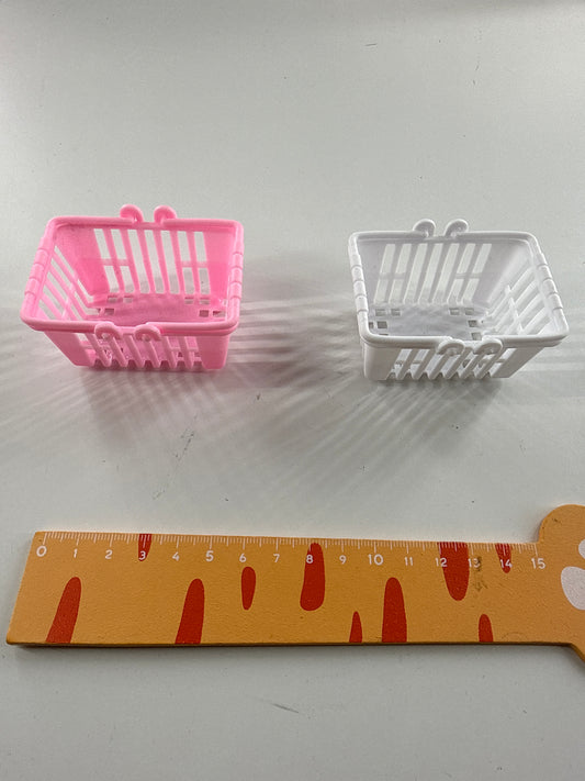 Lily minis-dollhouse Mini shopping basket