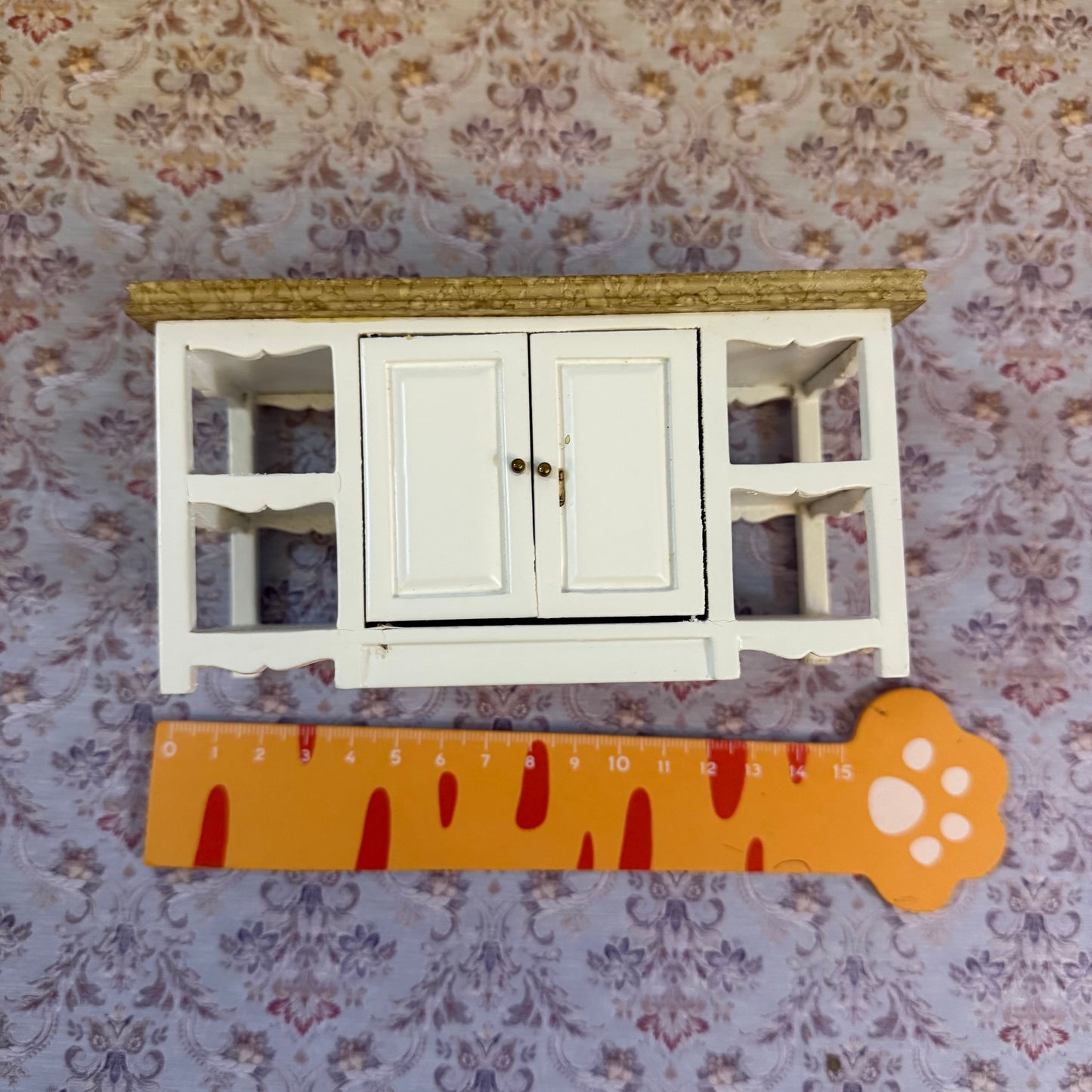 Lily minis-dollhouse miniature kitchen cabinet