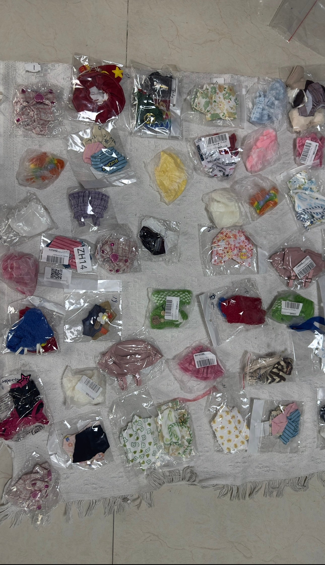 Lily minis-dollhouse miniature LBB doll clothes