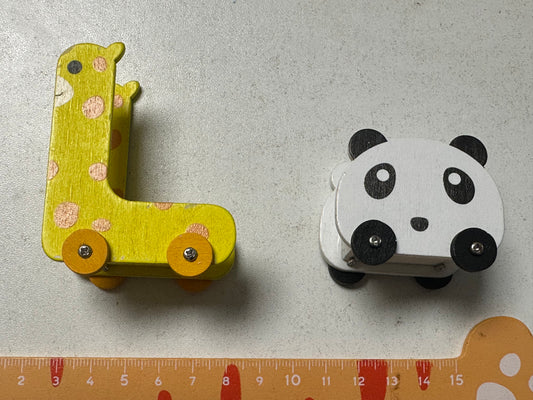 Lily minis-dollhouse Animal storage cart