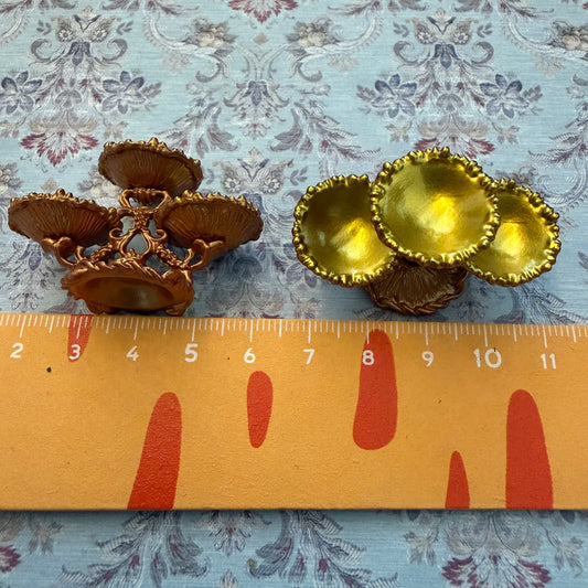 Lily minis-dollhouse miniature metal fruit holder