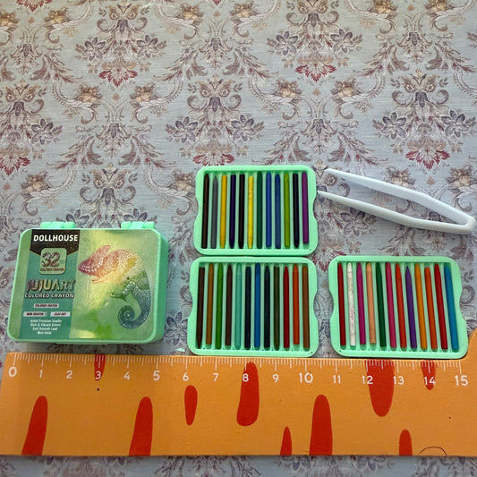 Lily minis-dollhouse miniature 36 crayons sets