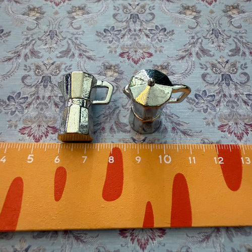 Lily minis- dollhouse miniature metal coffee pots silver