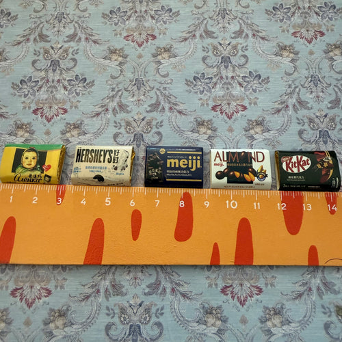 Lily minis-dollhouse miniature cute chocolate