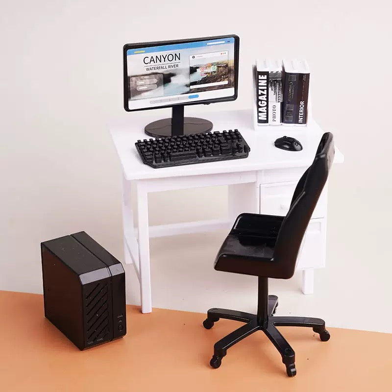 Lily minis-dollhouse Computer desk scene