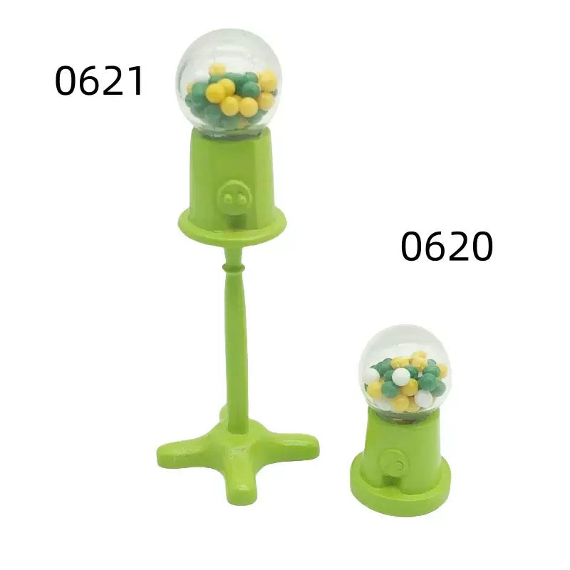 Lily minis-dollhouse miniature Metal gumball machine