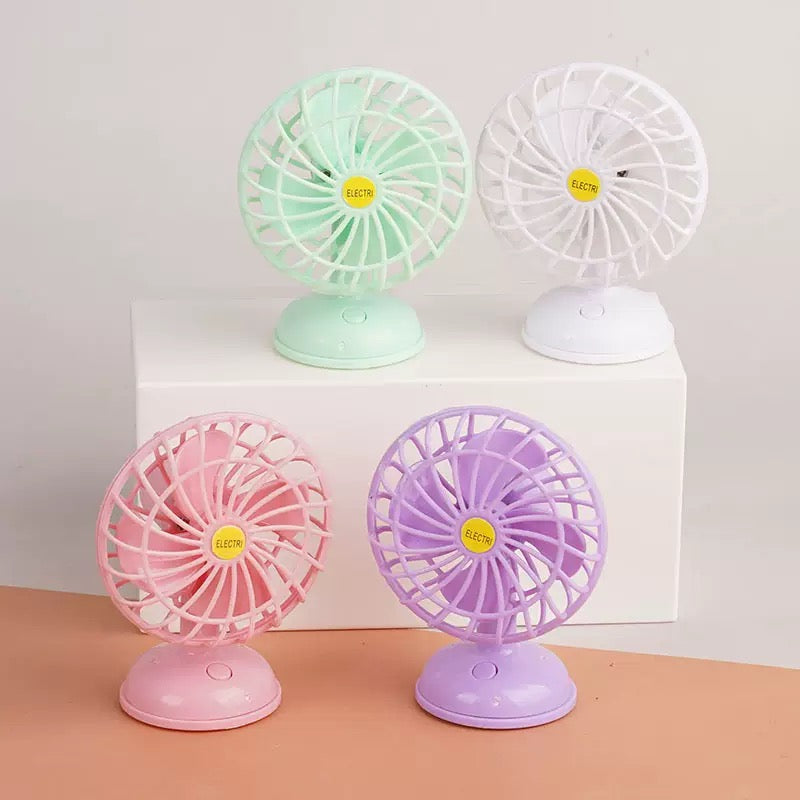 Lily minis-dollhouse miniature Rechargeable fan Random colour