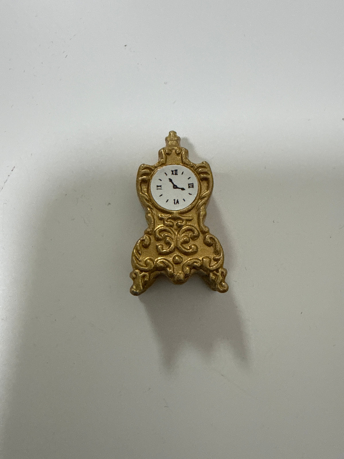 Lily minis-dollhouse Retro clock