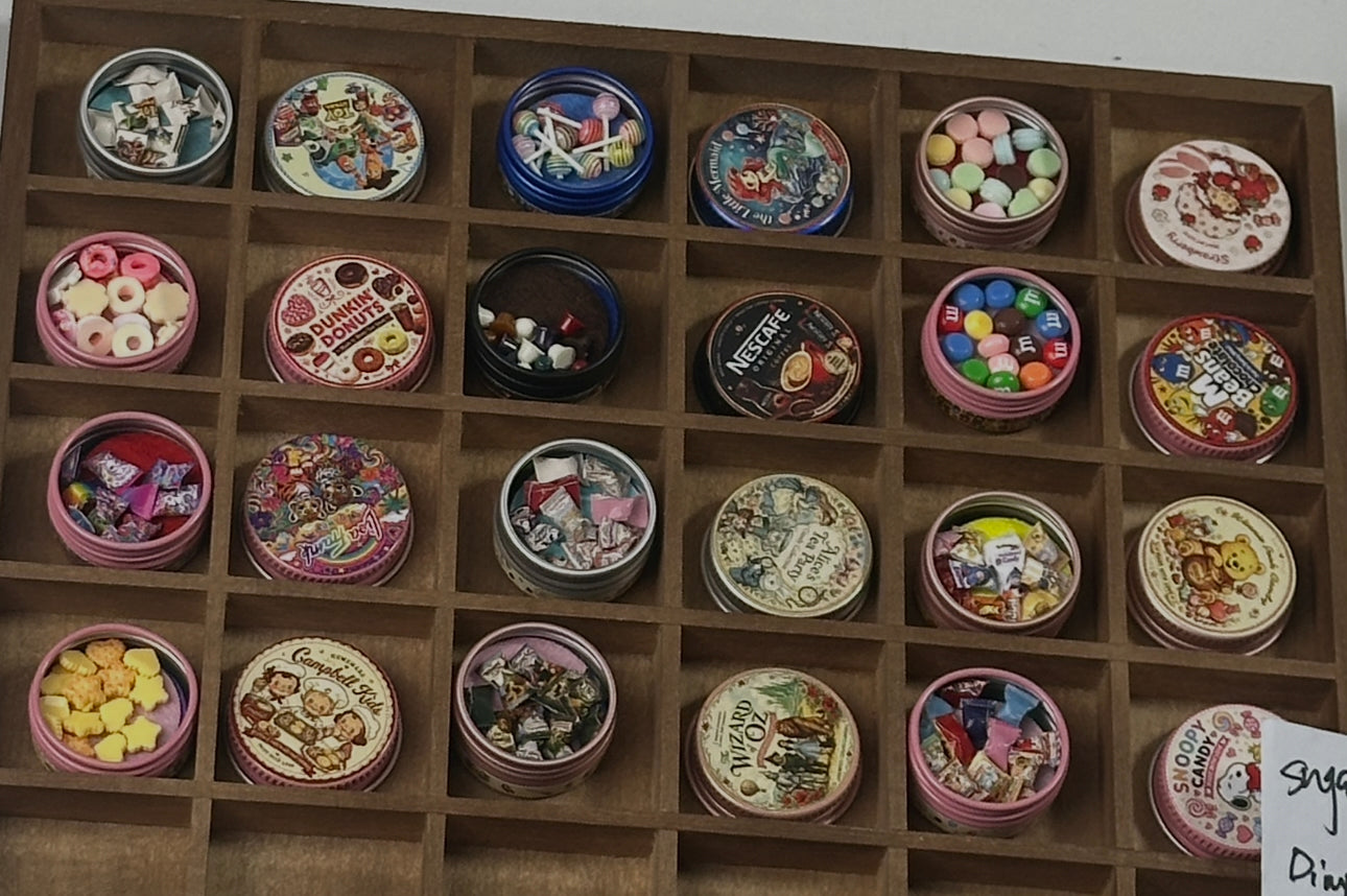 Preorder----Lily minis-dollhouse Candy jar