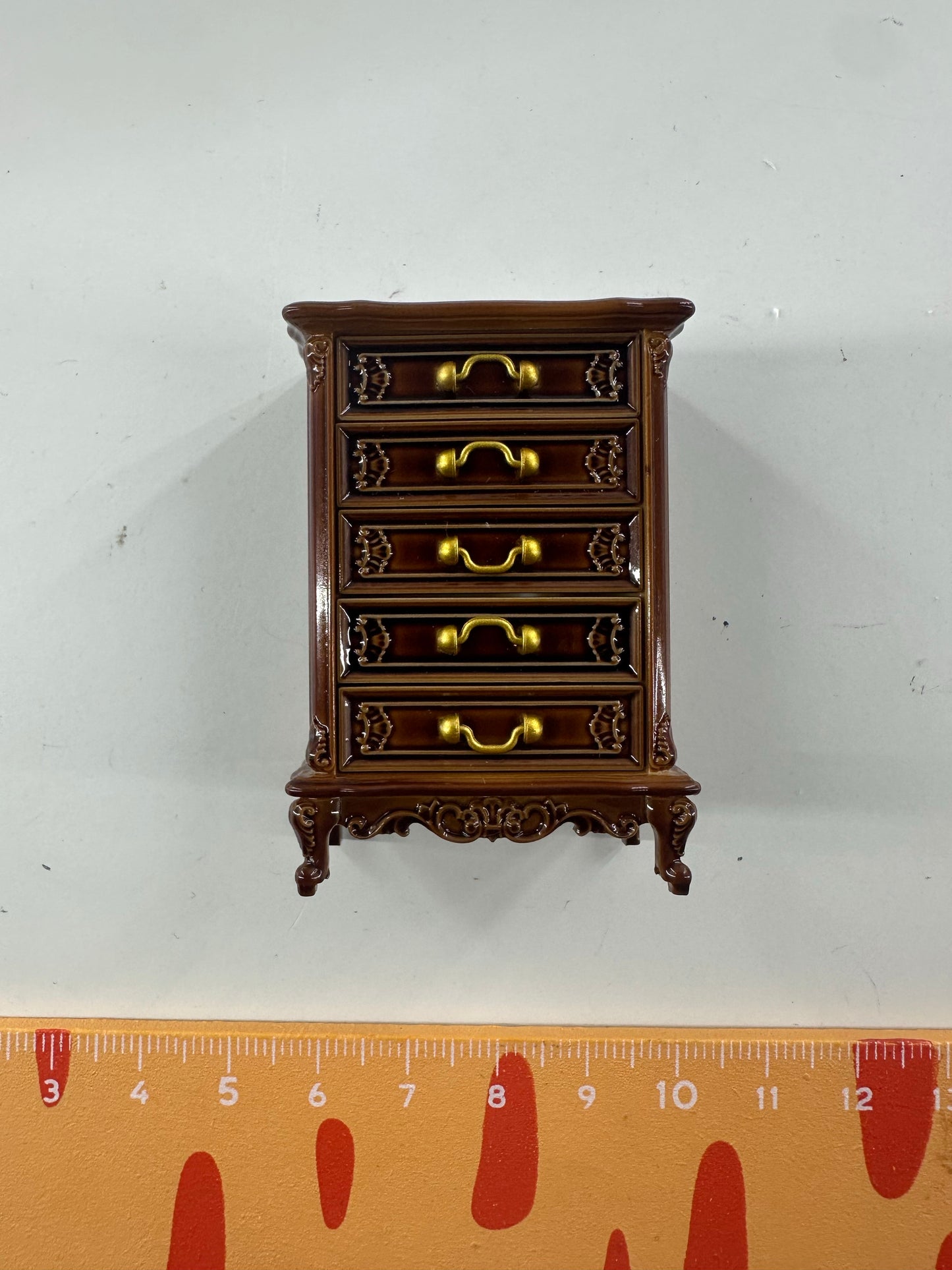 Lily minis-dollhouse Chest of drawers
