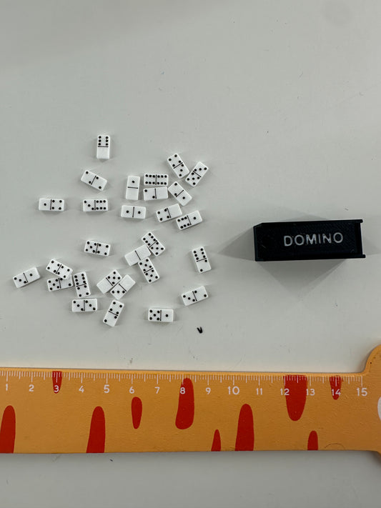 Lily minis-dollhouse Domino