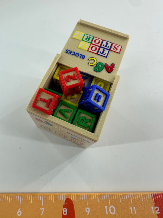 Lily minis-dollhouse A box of building blocks